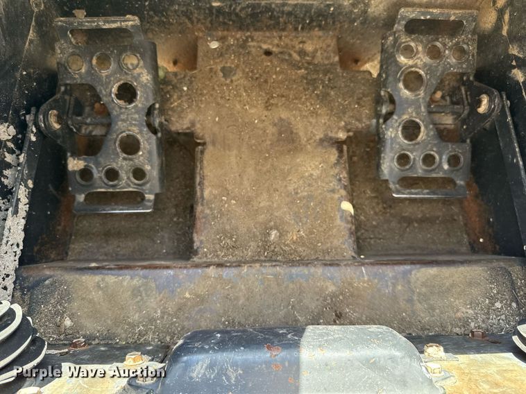 image for item EJ3485 2010 Bobcat T190 tracked skid steer loader