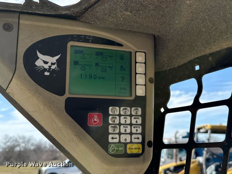 image for item EJ3485 2010 Bobcat T190 tracked skid steer loader