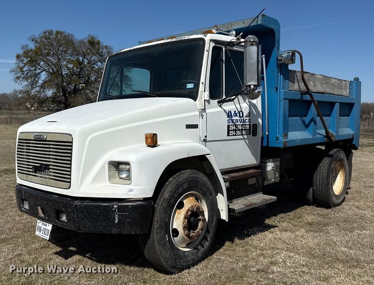 image for item EJ3486 2001 Freightliner FL70 dump truck