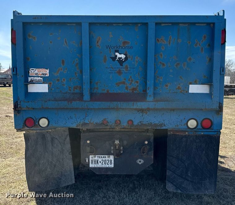 image for item EJ3486 2001 Freightliner FL70 dump truck