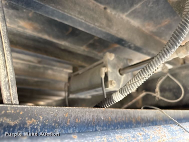 image for item EJ3486 2001 Freightliner FL70 dump truck