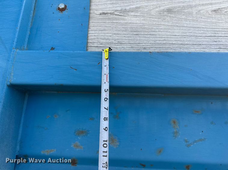 image for item EJ3486 2001 Freightliner FL70 dump truck