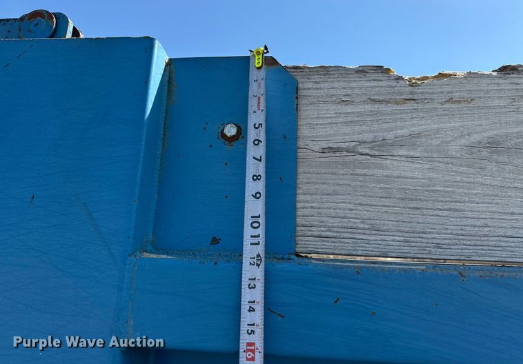 image for item EJ3486 2001 Freightliner FL70 dump truck