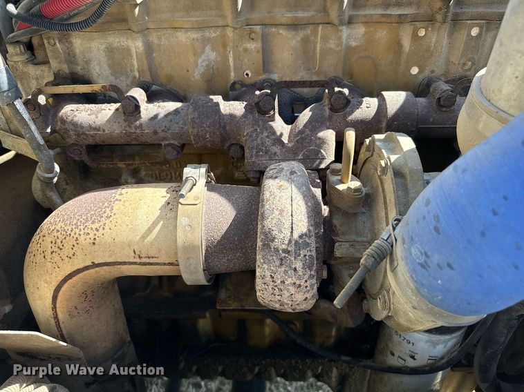 image for item EJ3486 2001 Freightliner FL70 dump truck