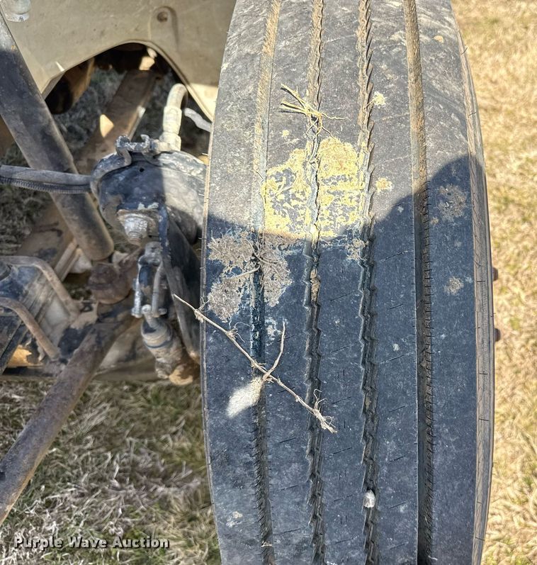 image for item EJ3486 2001 Freightliner FL70 dump truck