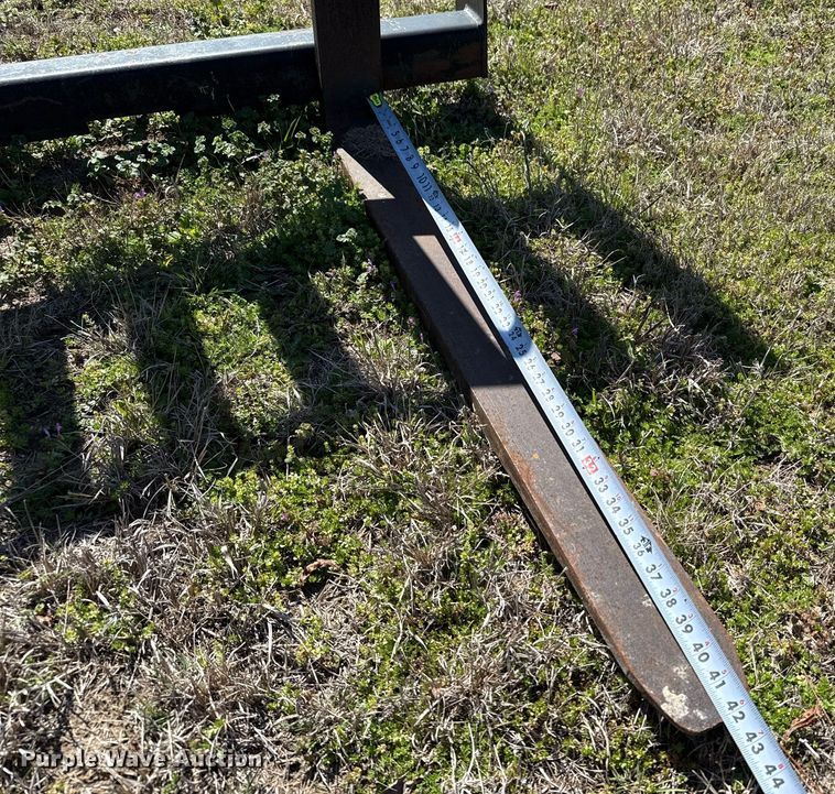 image for item EJ3487 Versatech 42