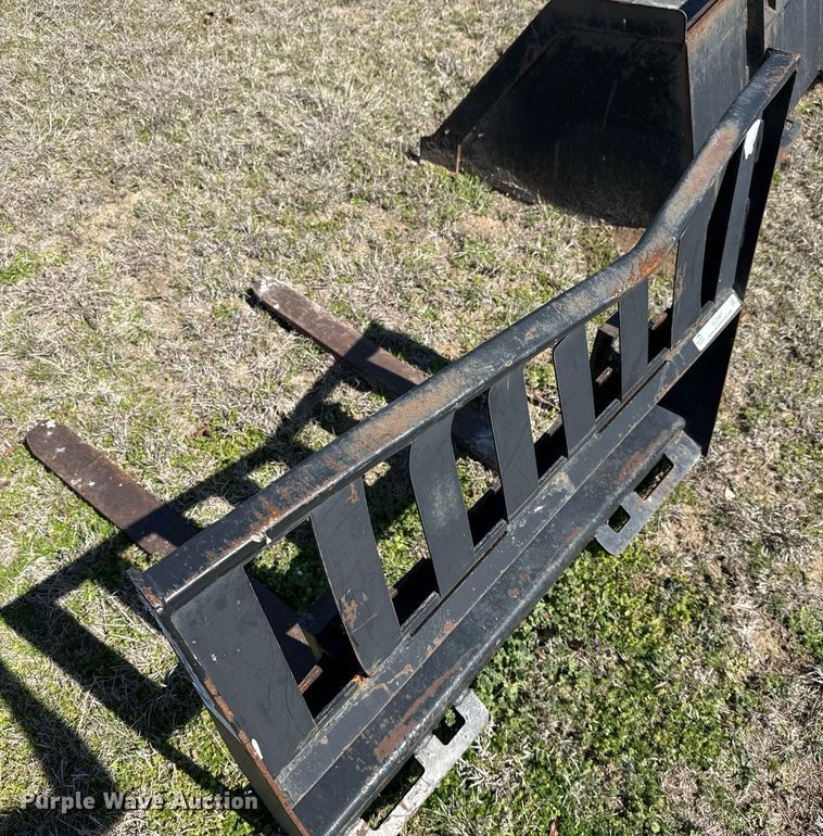 image for item EJ3487 Versatech 42