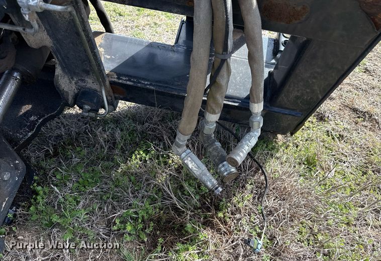 image for item EJ3489 2012 Bobcat R30S skid steer backhoe