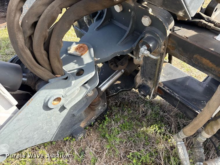 image for item EJ3489 2012 Bobcat R30S skid steer backhoe