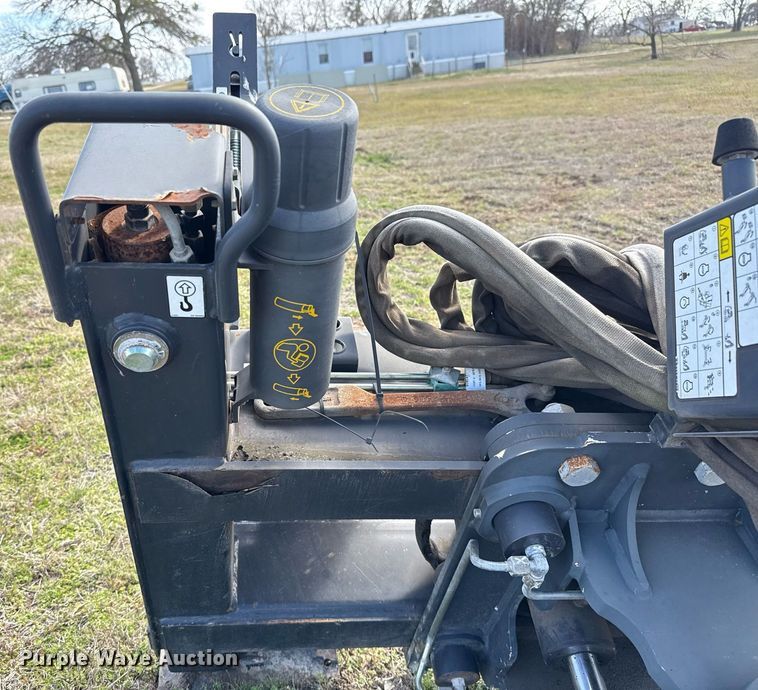 image for item EJ3489 2012 Bobcat R30S skid steer backhoe
