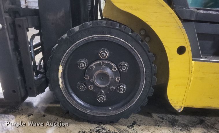 image for item EJ8165 Komatsu FG25GT-14 forklift