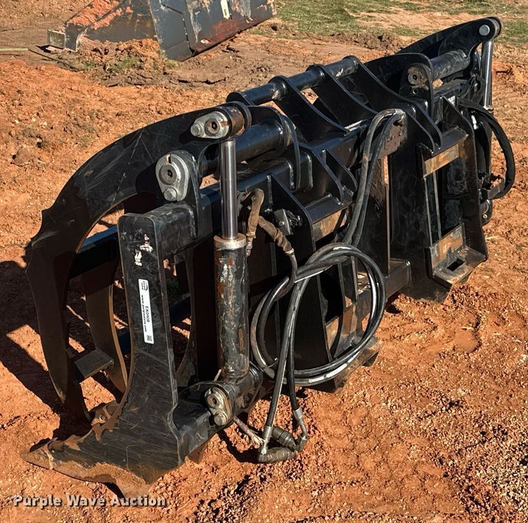 image for item EK0408 John Deere RR84 skid steer root rake grapple