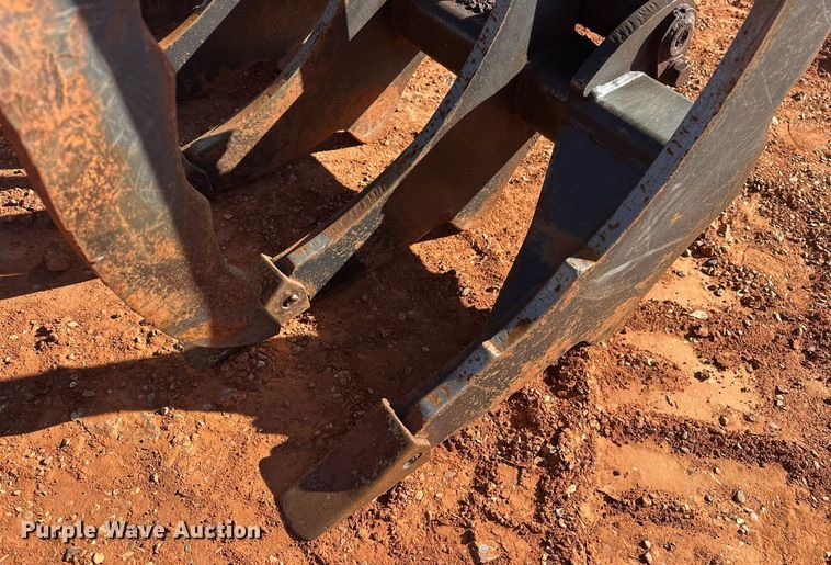 image for item EK0409 2019 Paladin Root Rake skid steer root rake grapple