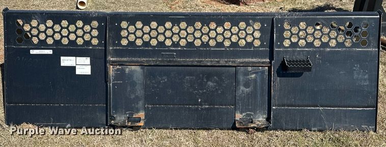 image for item EK0410 Caterpillar 469-0773 skid steer bucket