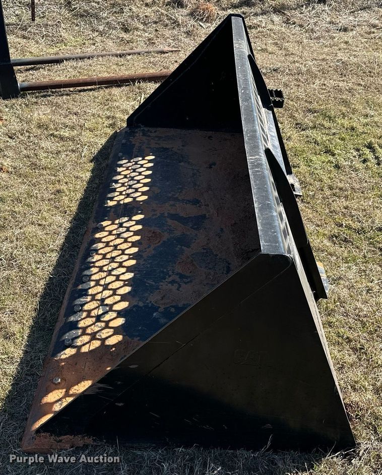 image for item EK0410 Caterpillar 469-0773 skid steer bucket