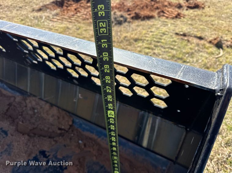 image for item EK0410 Caterpillar 469-0773 skid steer bucket