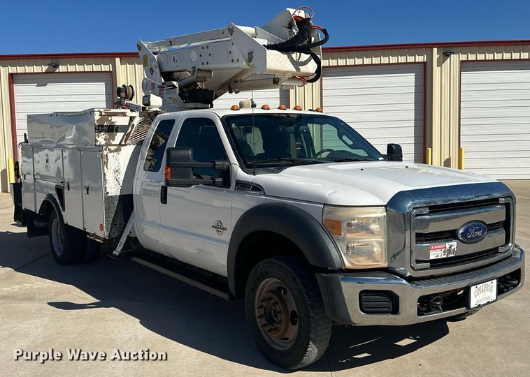 image for item EK0412 2016 Ford F550 Super Duty bucket truck