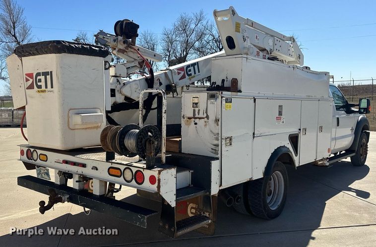 image for item EK0412 2016 Ford F550 Super Duty bucket truck