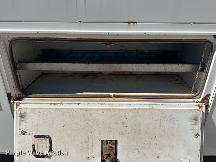 image for item EK0412 2016 Ford F550 Super Duty bucket truck