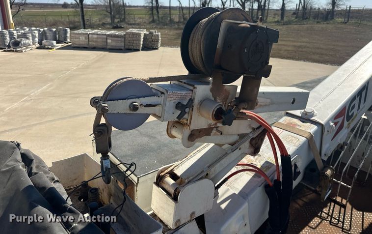 image for item EK0412 2016 Ford F550 Super Duty bucket truck