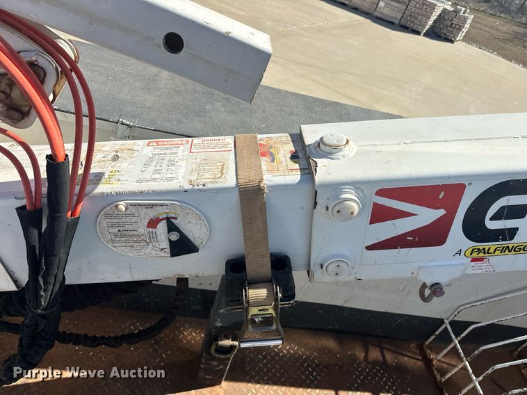 image for item EK0412 2016 Ford F550 Super Duty bucket truck