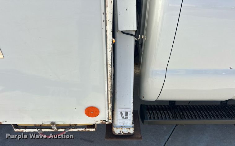 image for item EK0412 2016 Ford F550 Super Duty bucket truck