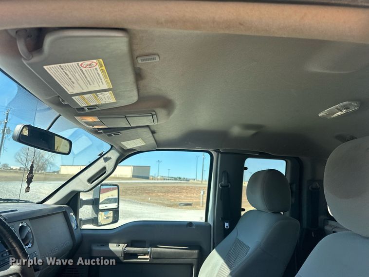 image for item EK0412 2016 Ford F550 Super Duty bucket truck