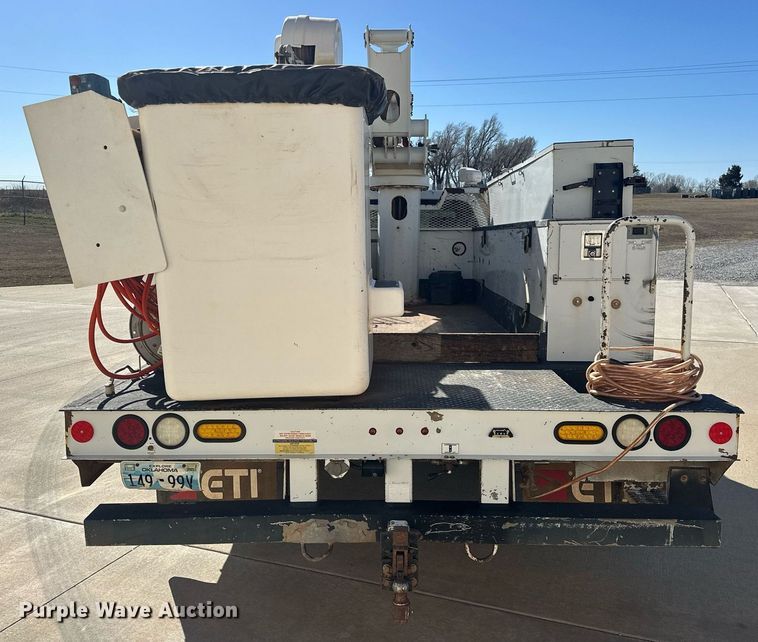 image for item EK0413 2016 Ford F550 Super Duty XLT bucket truck