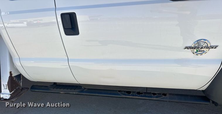 image for item EK0413 2016 Ford F550 Super Duty XLT bucket truck