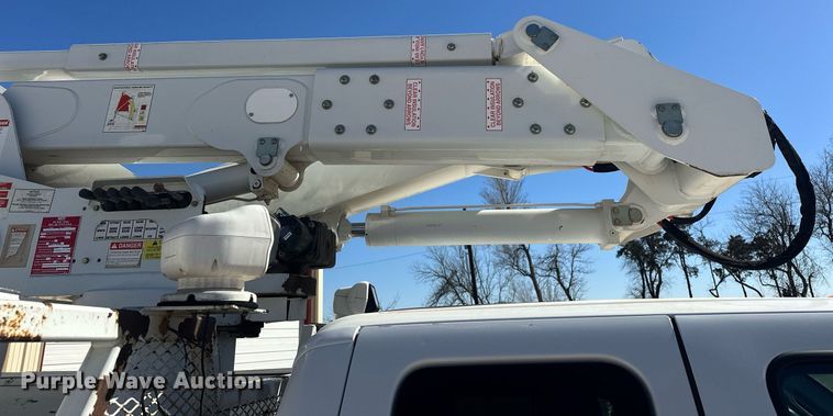image for item EK0413 2016 Ford F550 Super Duty XLT bucket truck
