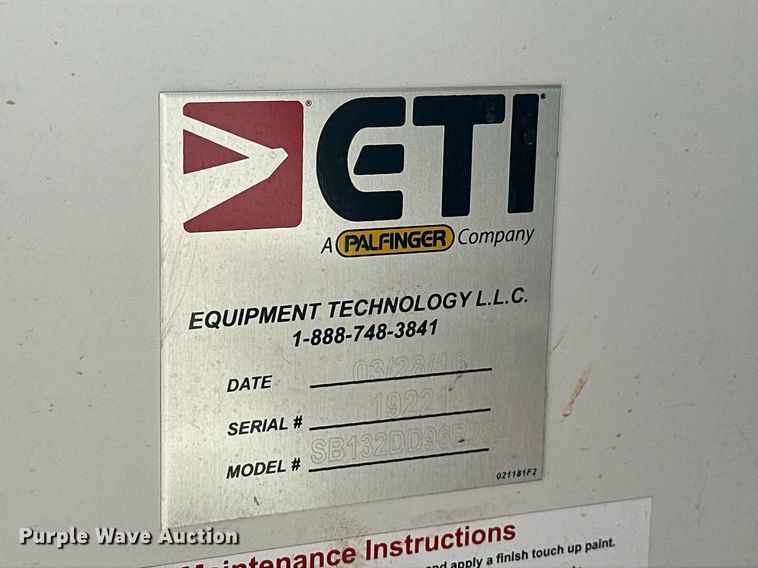 image for item EK0413 2016 Ford F550 Super Duty XLT bucket truck