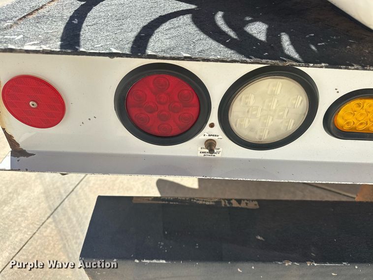 image for item EK0413 2016 Ford F550 Super Duty XLT bucket truck