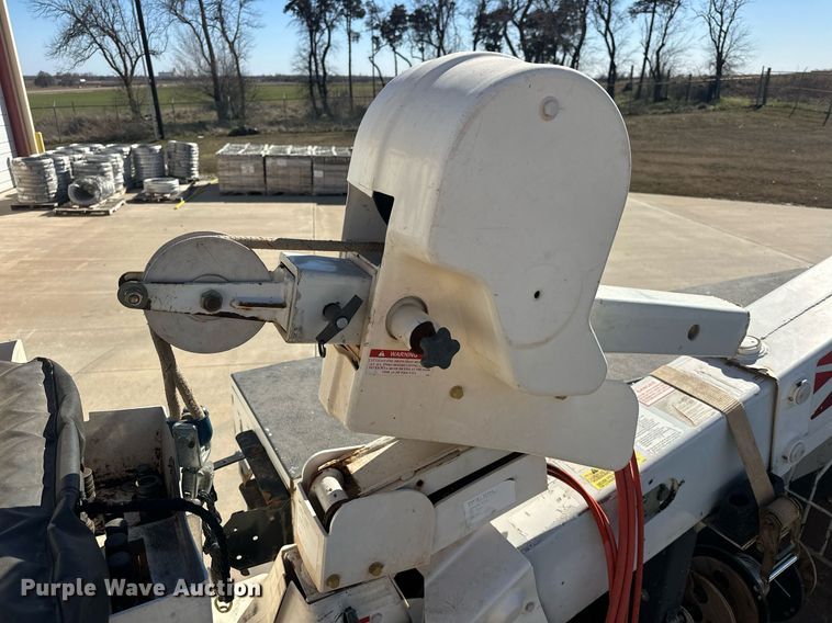 image for item EK0413 2016 Ford F550 Super Duty XLT bucket truck