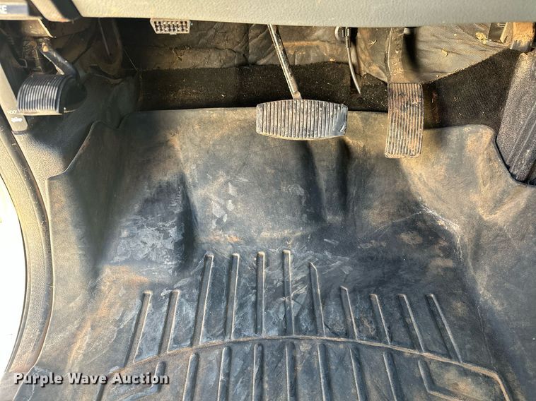 image for item EK0413 2016 Ford F550 Super Duty XLT bucket truck