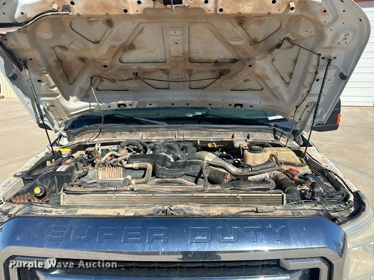 image for item EK0413 2016 Ford F550 Super Duty XLT bucket truck