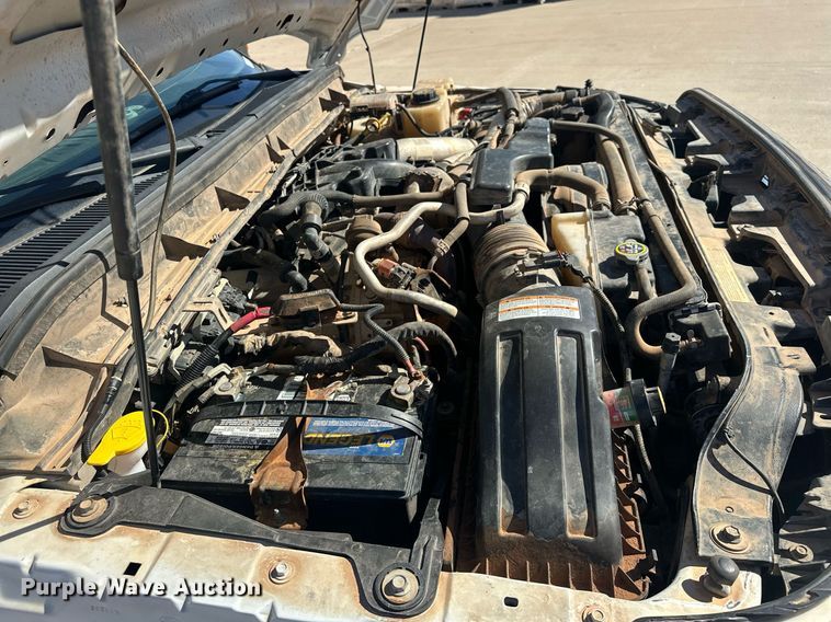 image for item EK0413 2016 Ford F550 Super Duty XLT bucket truck