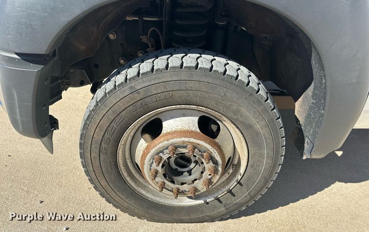 image for item EK0413 2016 Ford F550 Super Duty XLT bucket truck