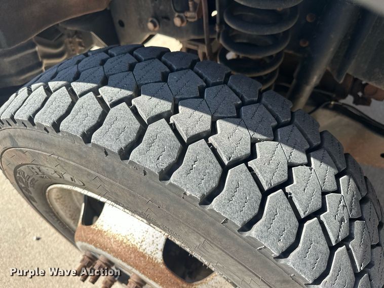 image for item EK0413 2016 Ford F550 Super Duty XLT bucket truck