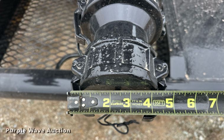 image for item EK0421 2003 Mack CH613 vacuum truck