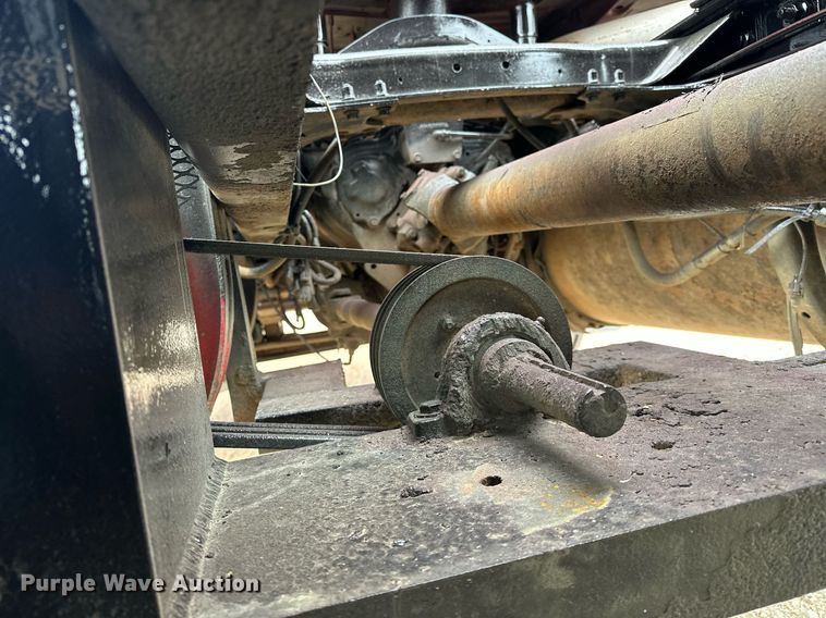 image for item EK0421 2003 Mack CH613 vacuum truck