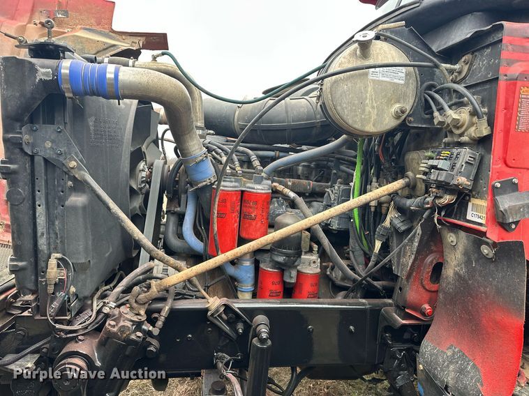 image for item EK0421 2003 Mack CH613 vacuum truck