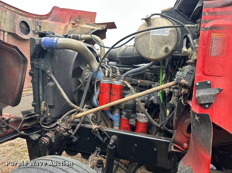 image for item EK0421 2003 Mack CH613 vacuum truck