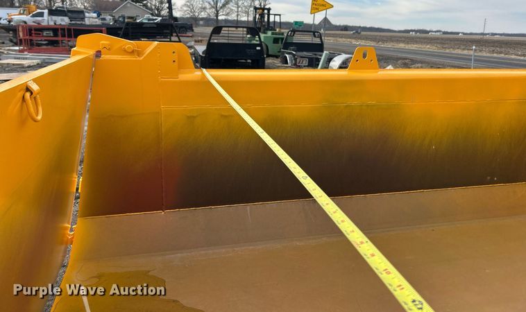 image for item EK2691 Bibeau dump bed