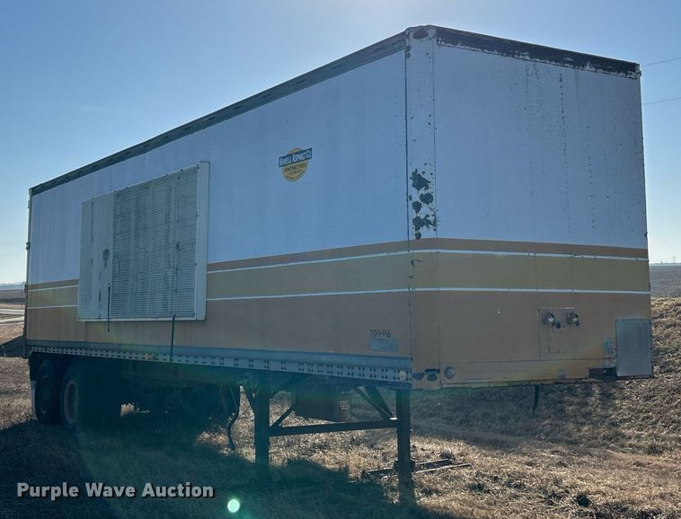 image for item EK2694 Caterpillar SR 4 generator trailer