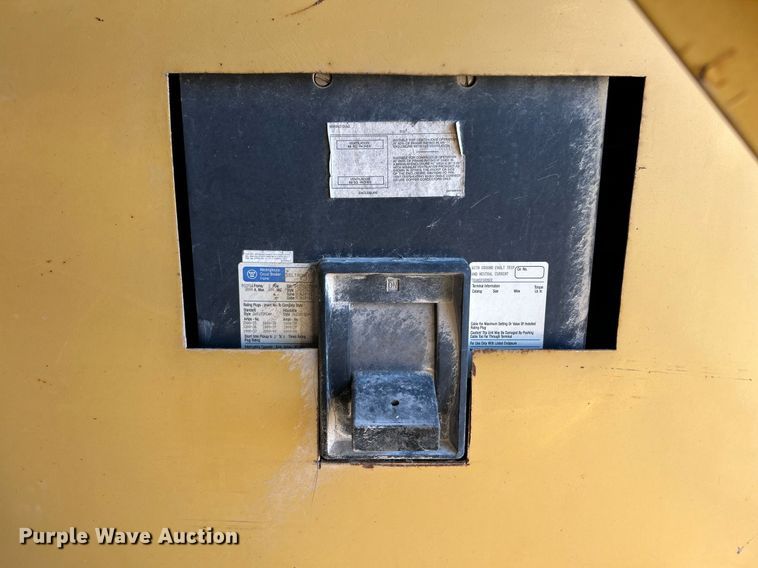 image for item EK2694 Caterpillar SR 4 generator trailer