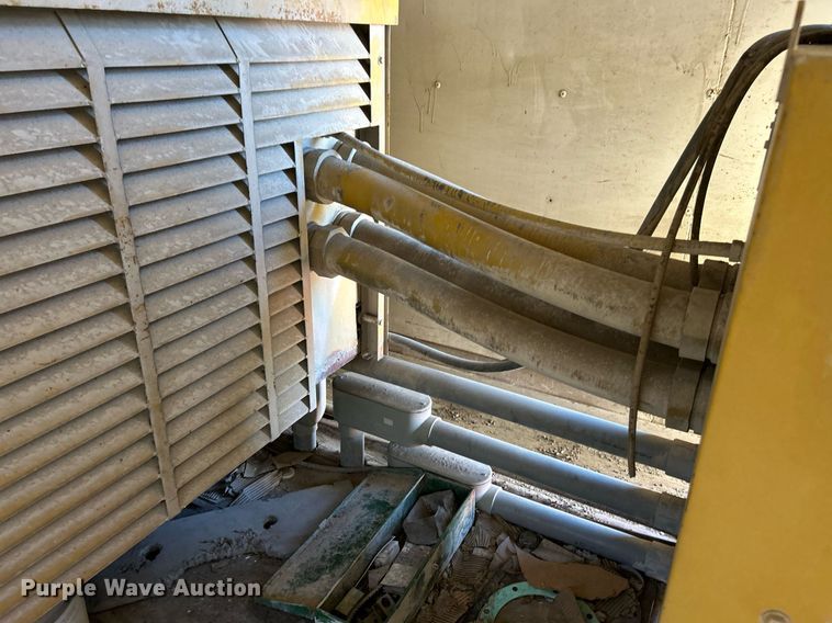 image for item EK2694 Caterpillar SR 4 generator trailer