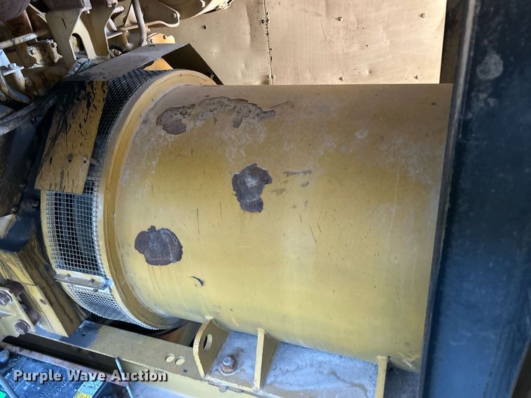 image for item EK2694 Caterpillar SR 4 generator trailer