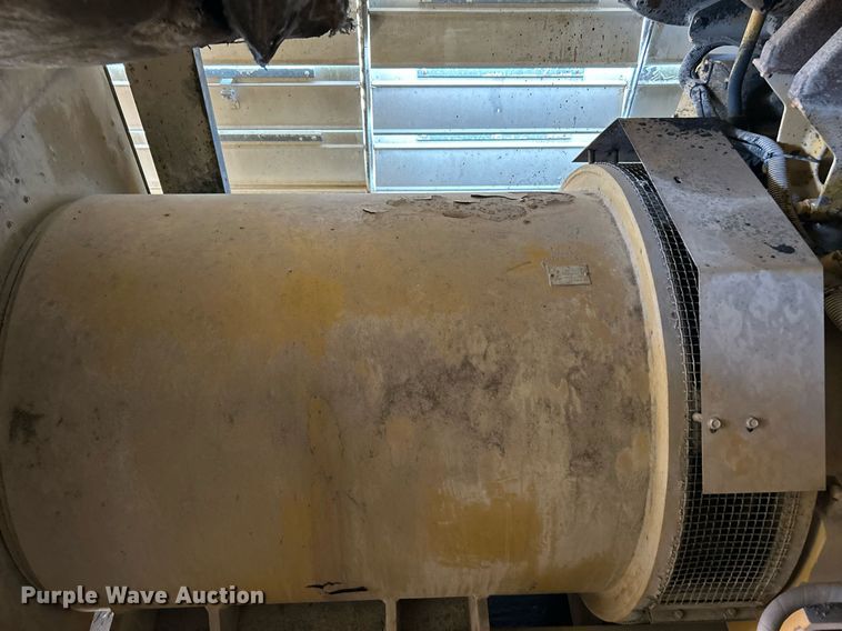 image for item EK2694 Caterpillar SR 4 generator trailer