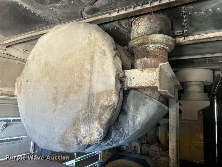 image for item EK2694 Caterpillar SR 4 generator trailer