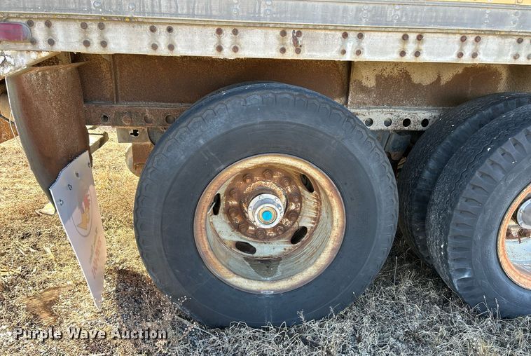 image for item EK2694 Caterpillar SR 4 generator trailer